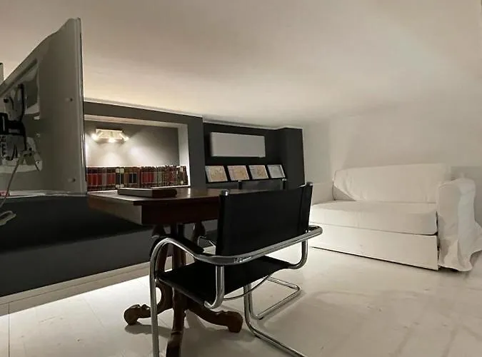 Portici Design - Historical Center *