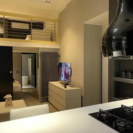 Portici Design - Historical Center Apartment Bologna