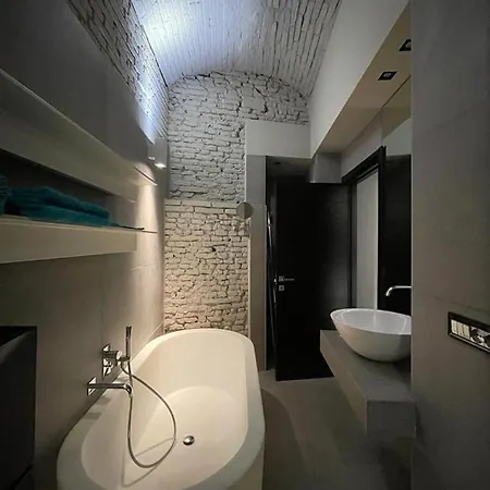 Portici Design - Historical Center *