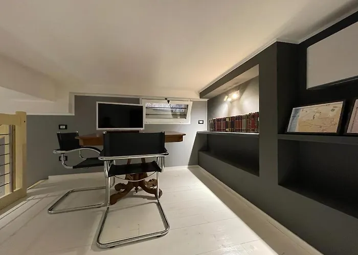 Appartamento Portici Design - Historical Center *