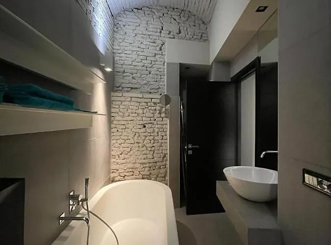 Portici Design - Historical Center *